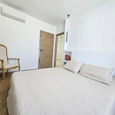 De Luxe Pour 4 Personnes A 100 Metres De La Villa Santa-Lucia-di-Moriani