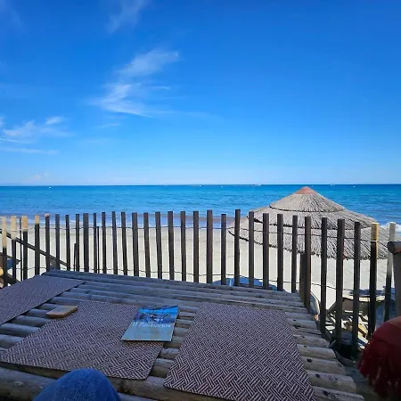 Villa De Luxe Pour 4 Personnes A 100 Metres De La *