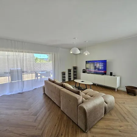 De Luxe Pour 4 Personnes A 100 Metres De La Villa