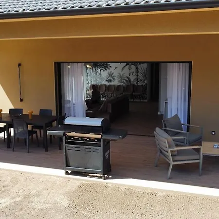 De Luxe Pour 4 Personnes A 100 Metres De La Santa-Lucia-di-Moriani