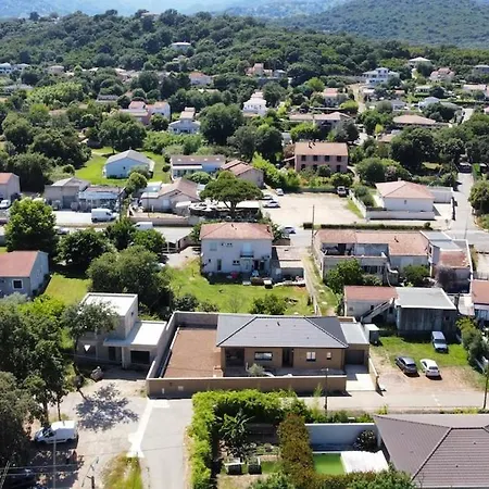 Villa De Luxe Pour 4 Personnes A 100 Metres De La *